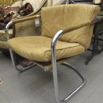 656 1041 ARMCHAIR